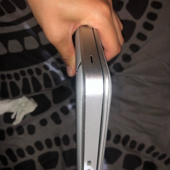 MacBook Pro 13inch Core-i5 2.5 Mid 2012 - Picture 11 of 16